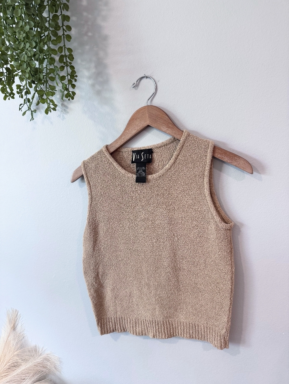 Via Seta Beige Knit Tank Top Size Small